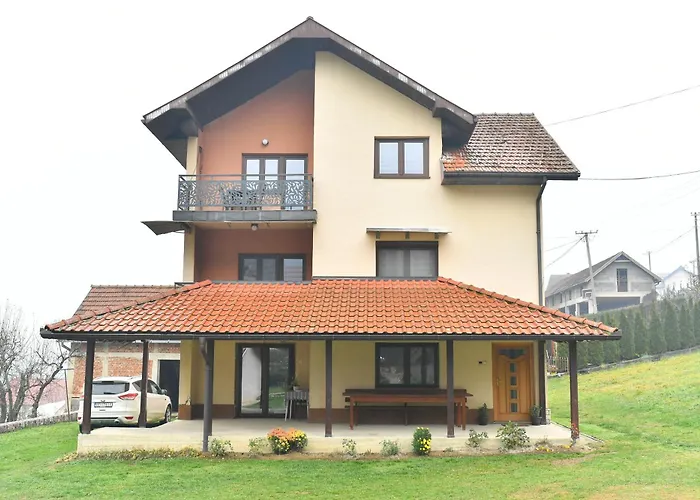 Lepa アパート Užice